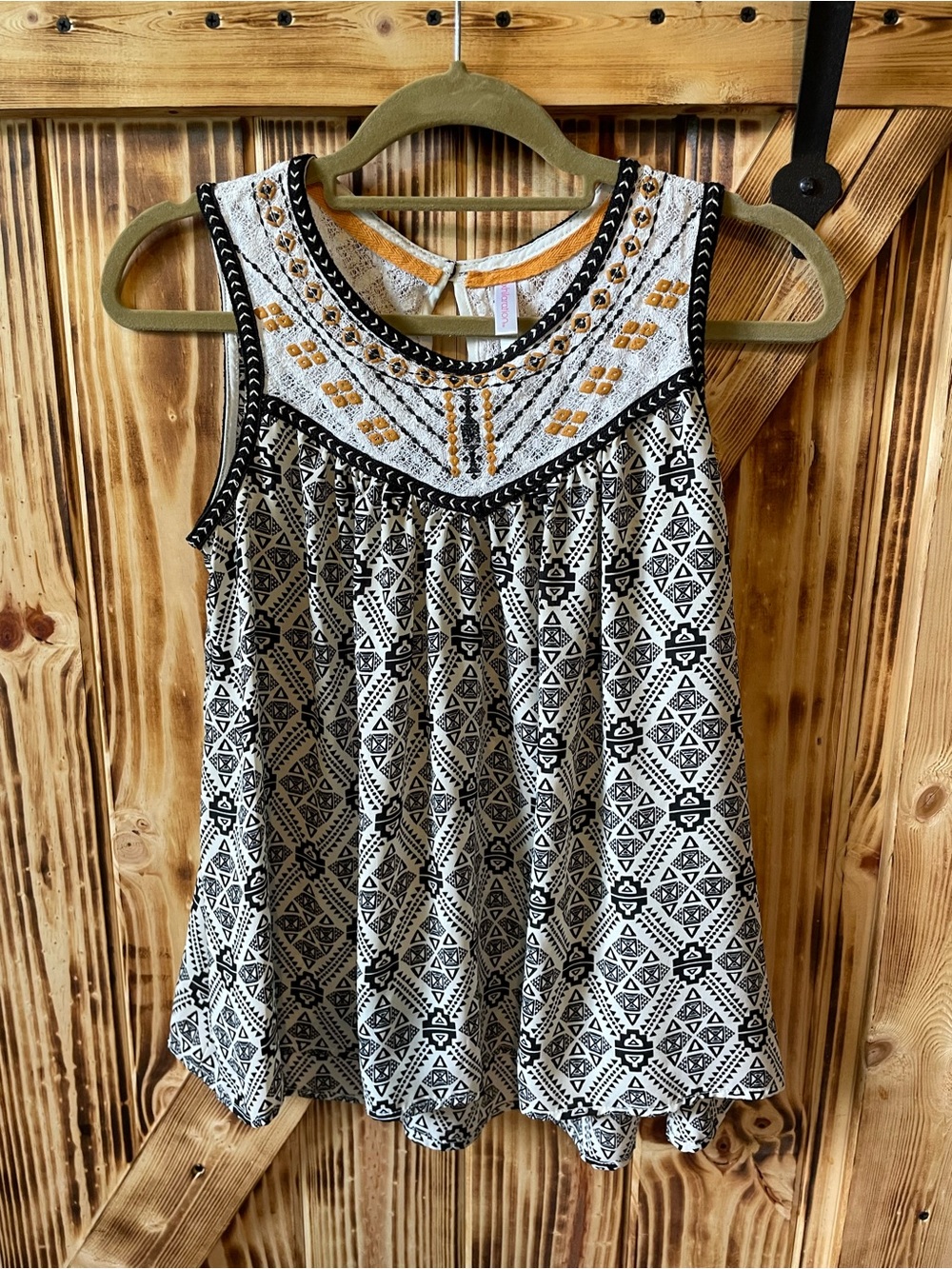 Xhilaration Black, White & Mustard Embroidered Sleeveless Top